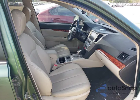 2012 Subaru Outback 2.5I Limited z USA, uszkodzony, nr VIN 4S4BRBLC7C3274973